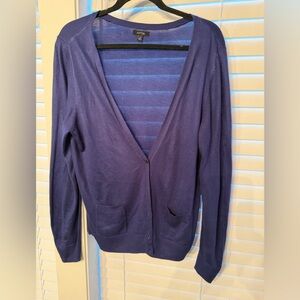APT. 9 Lightweight Purple/Blue V-Neck Button Cardigan Sweater w 2 front pockets